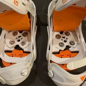 Snowboard Bindings: Burton Stiletto